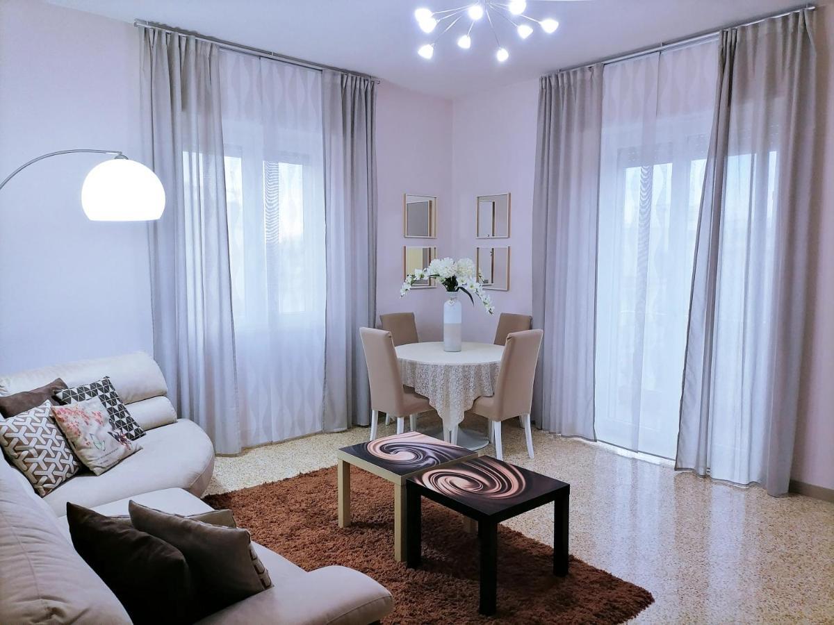 Ferienwohnung La Casa Di Giulia Caserta Exterior foto